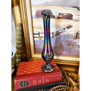 Vintage Fenton Amethyst Carnival Glass Bud Vase Inverted Strawberry Pattern 10 I